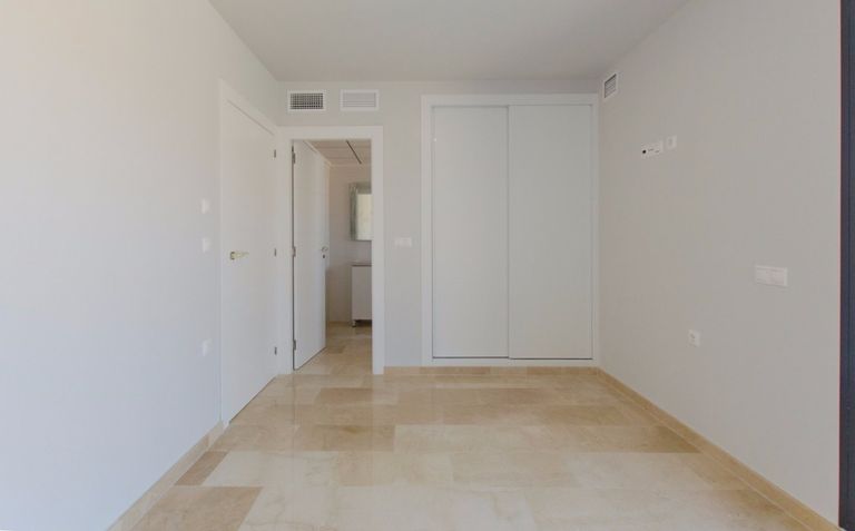 Property thumbnail 23