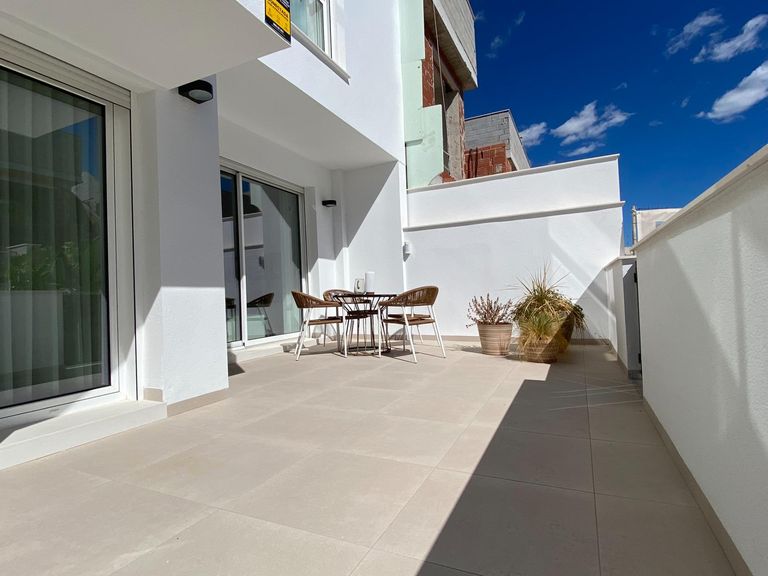 Property thumbnail 3