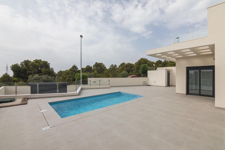 Property thumbnail 8