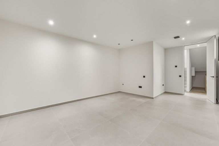 Property thumbnail 21