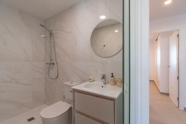 Property thumbnail 23