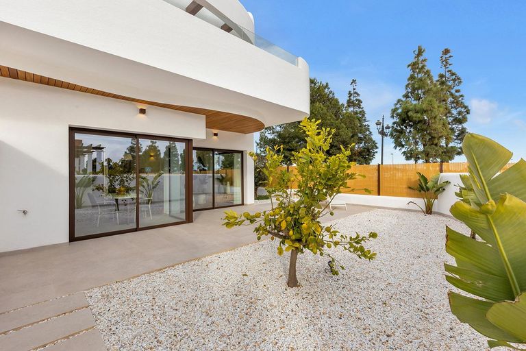 Property thumbnail 25