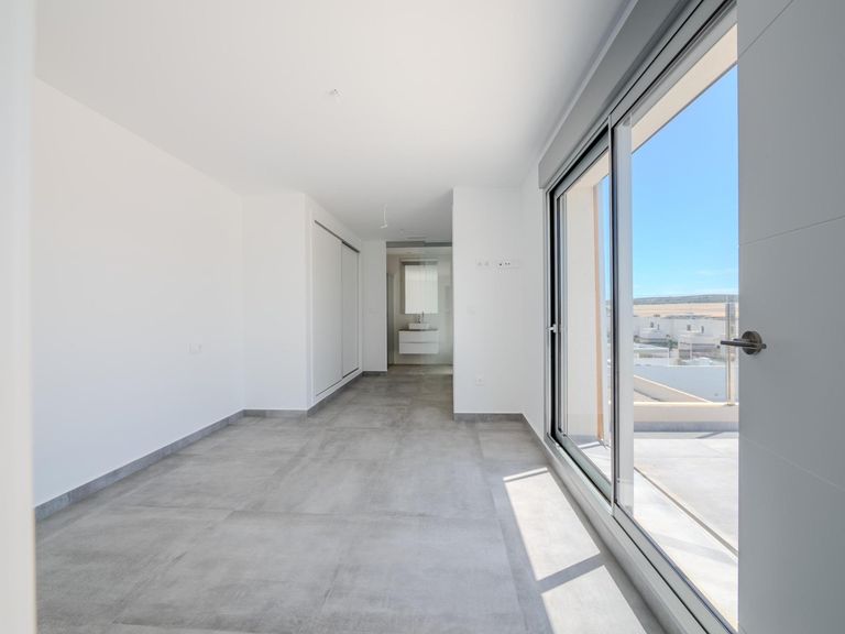 Property thumbnail 26
