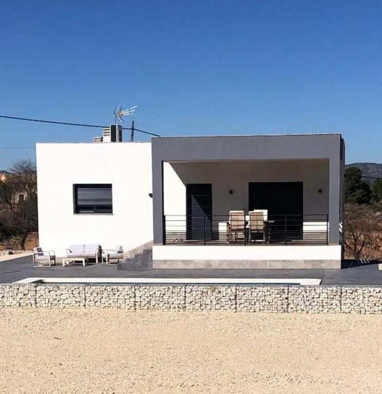 Property thumbnail 4