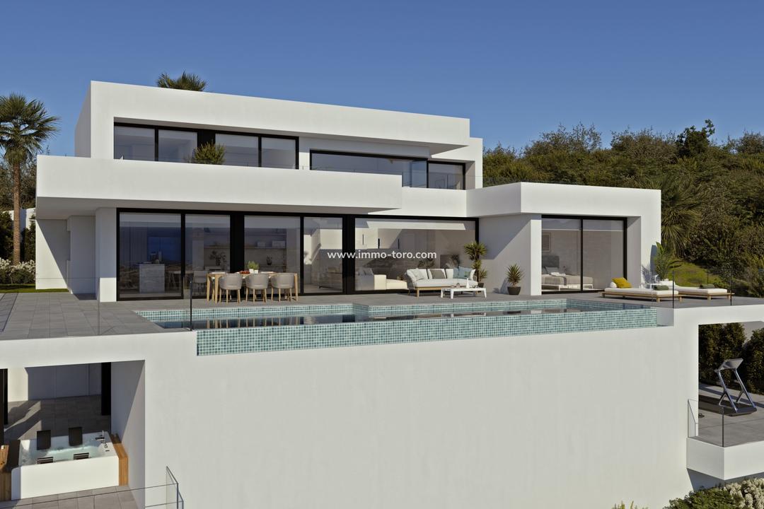4 bedroom House / Villa in Cumbre Del Sol, Costa Blanca - Property TC99943