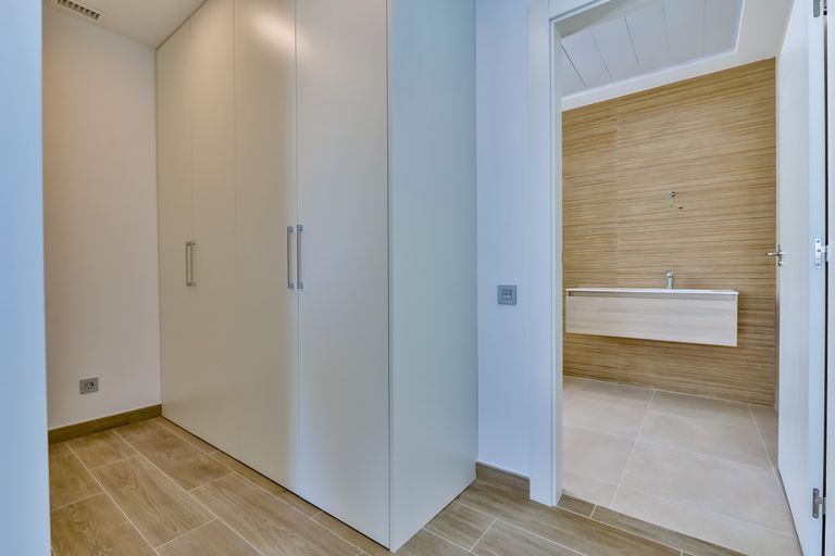 Property thumbnail 24