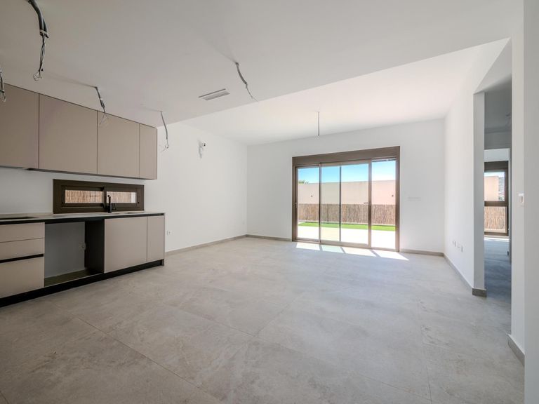 Property thumbnail 10