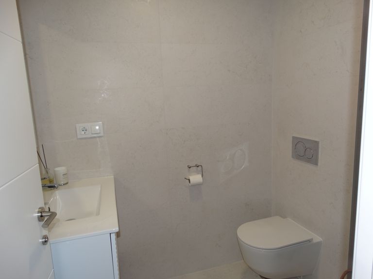 Property thumbnail 36