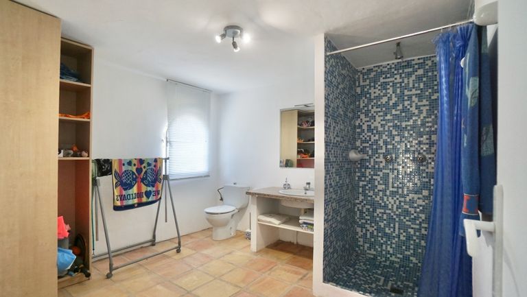 Property thumbnail 43