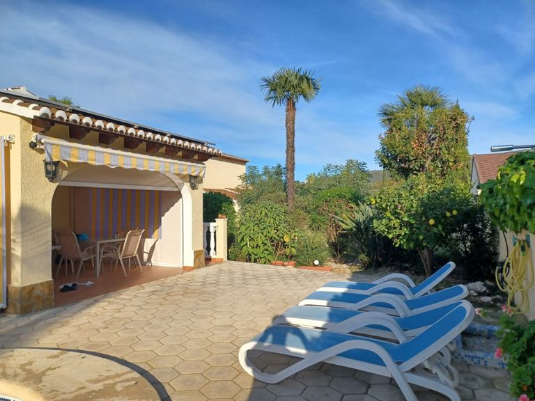 Property thumbnail 3