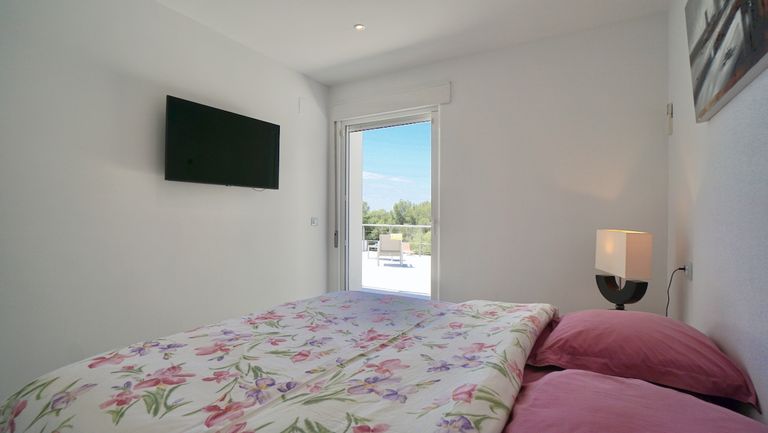 Property thumbnail 35