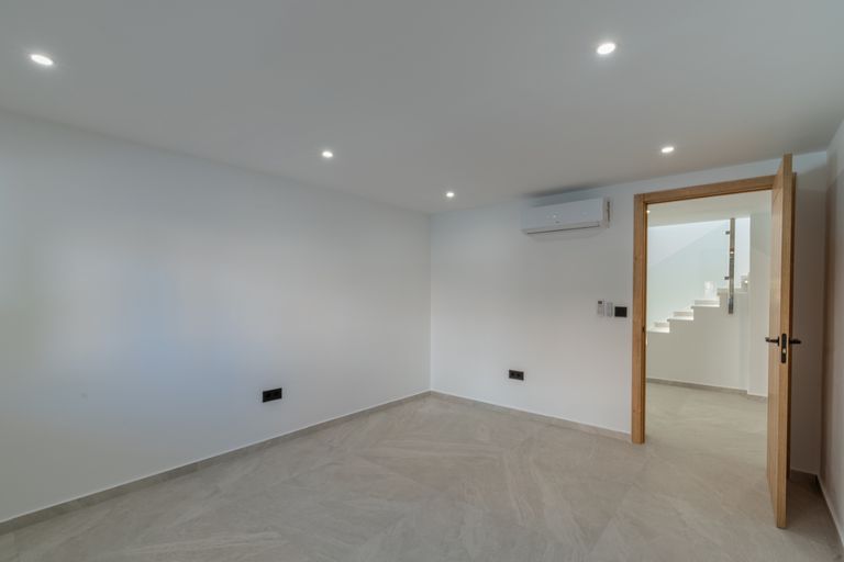 Property thumbnail 45