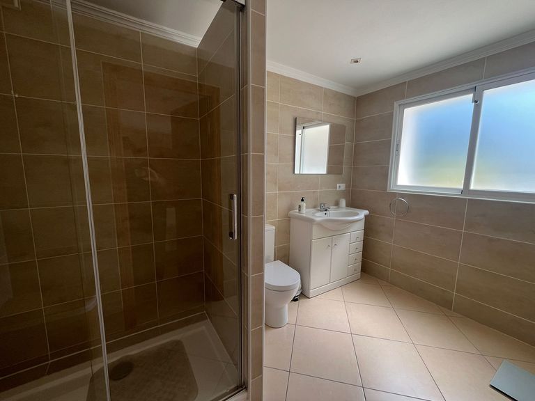 Property thumbnail 25
