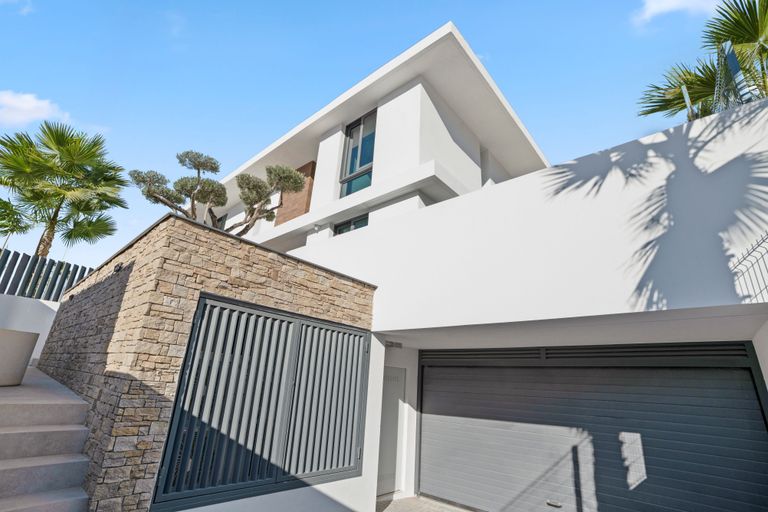Property thumbnail 24