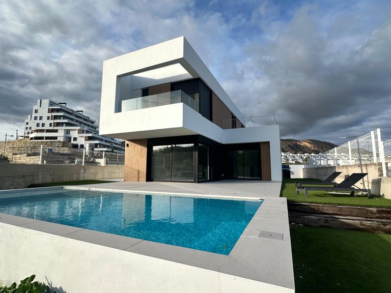 Property thumbnail 1