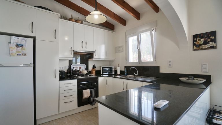 Property thumbnail 12