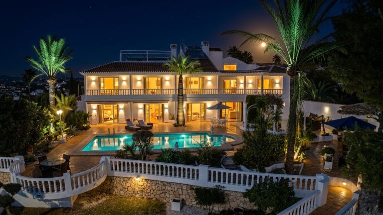 Property thumbnail 2