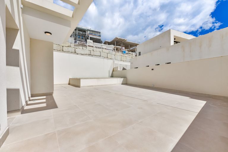 Property thumbnail 8