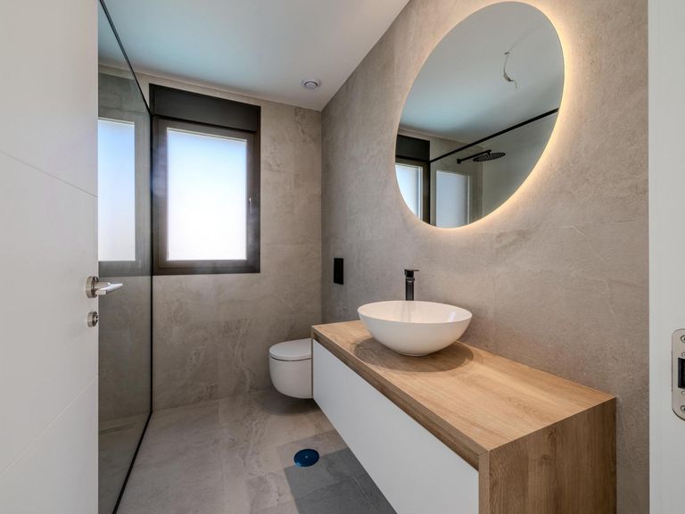 Property thumbnail 12