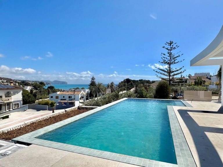 Property thumbnail 4