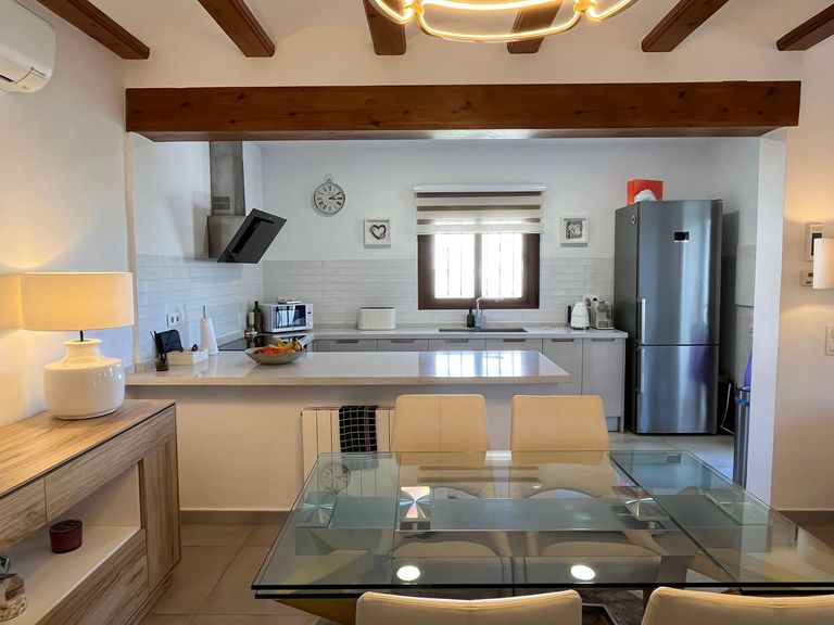 Property thumbnail 9