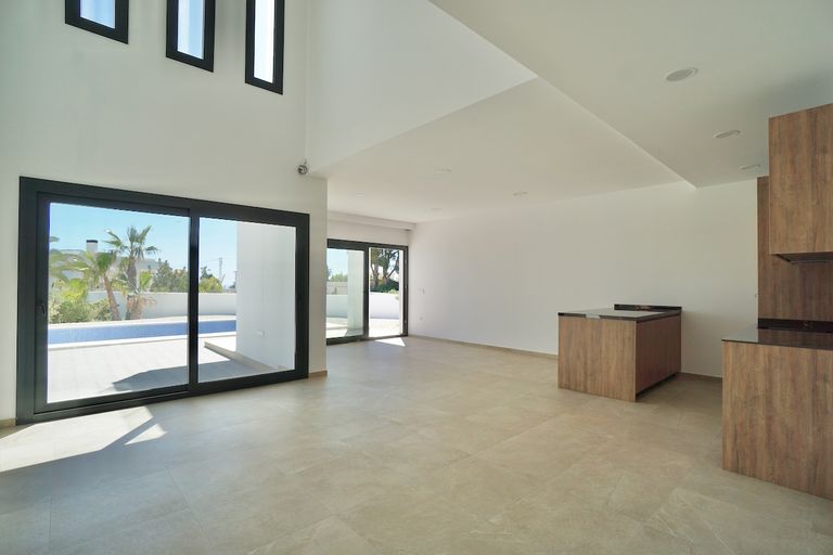Property thumbnail 4
