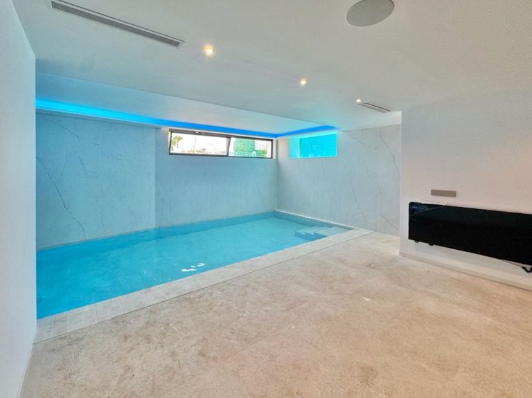 Property thumbnail 23