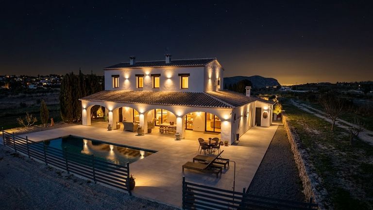 Property thumbnail 2