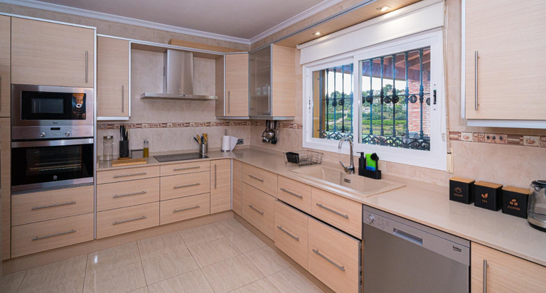 Property thumbnail 23