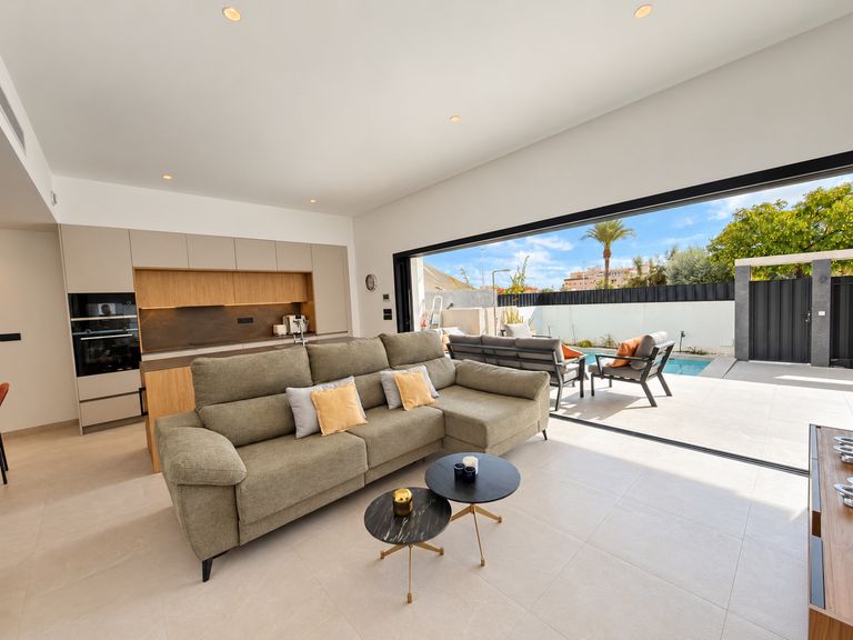 Property thumbnail 13