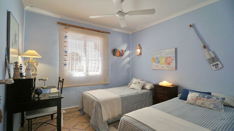 Property thumbnail 9