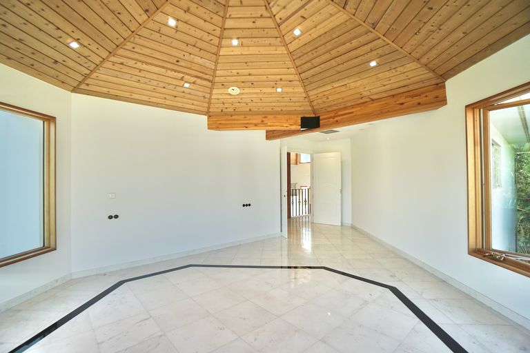 Property thumbnail 40