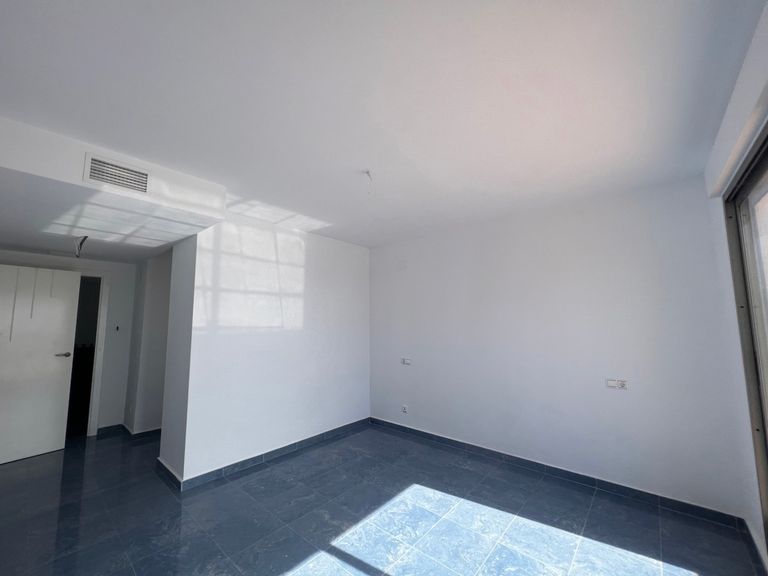 Property thumbnail 14
