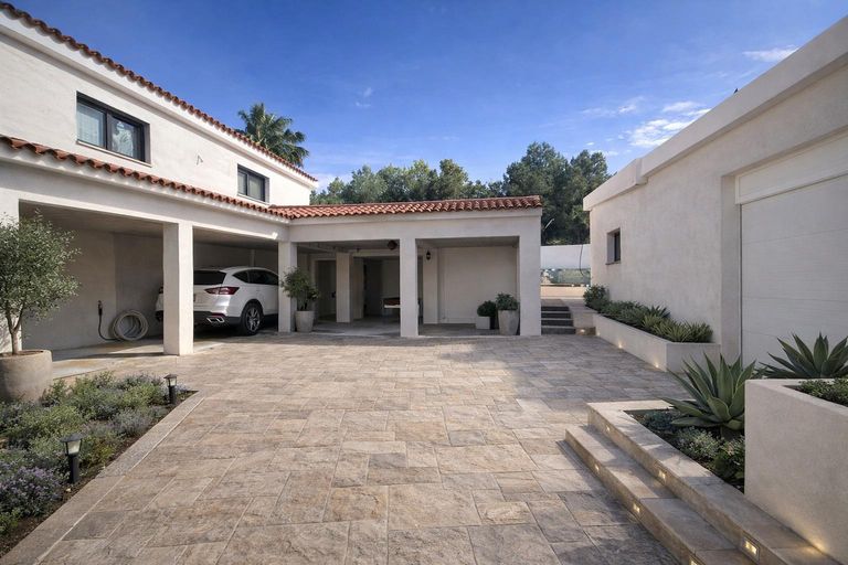 Property thumbnail 1