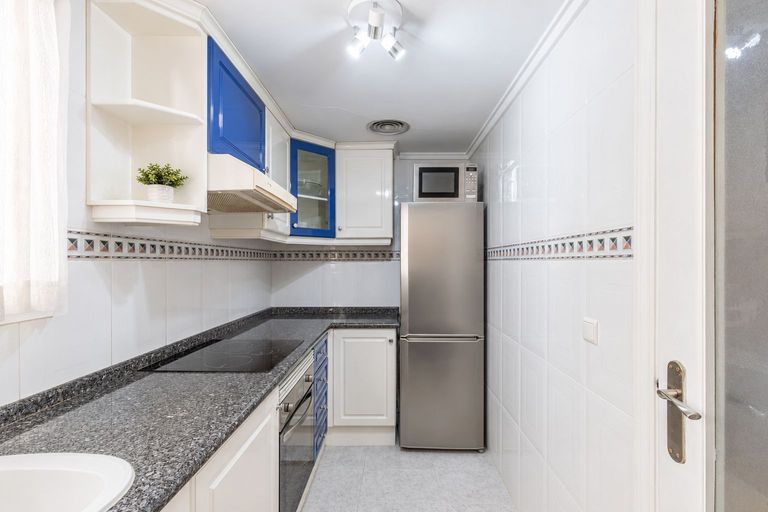 Property thumbnail 2