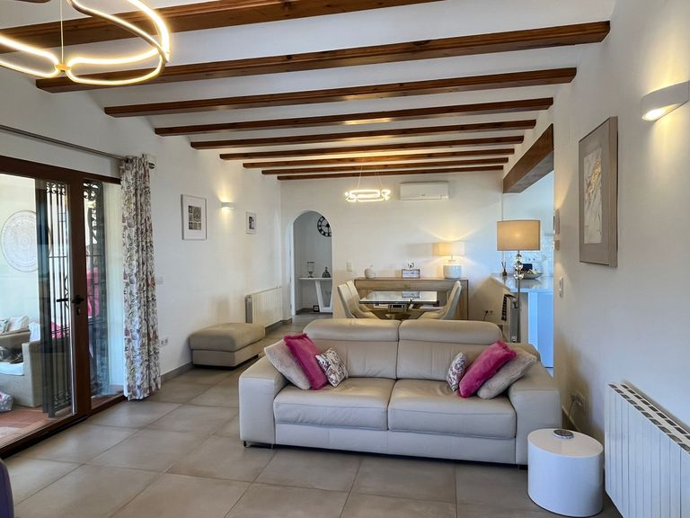 Property thumbnail 10