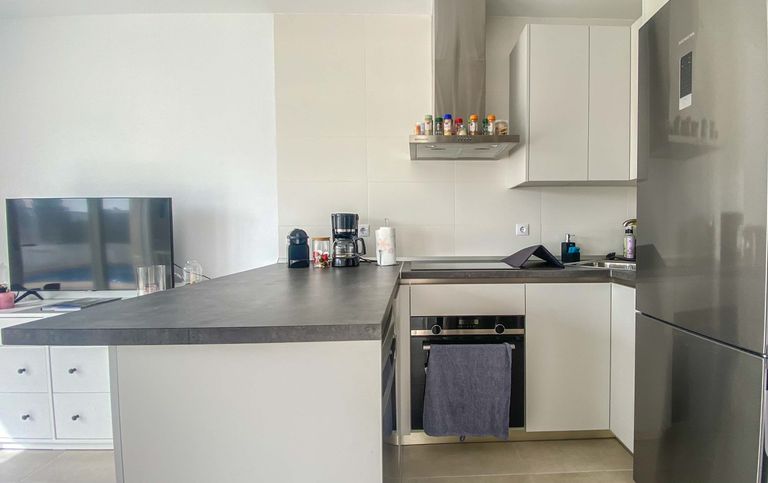 Property thumbnail 12