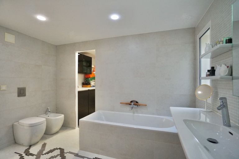 Property thumbnail 26