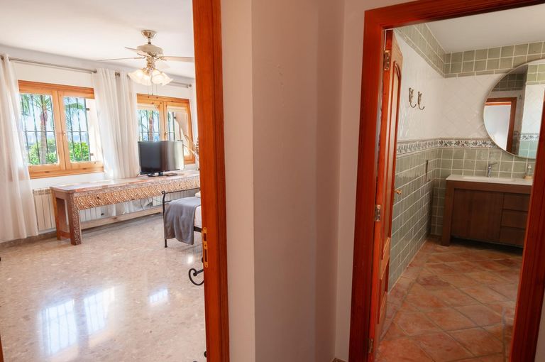 Property thumbnail 26
