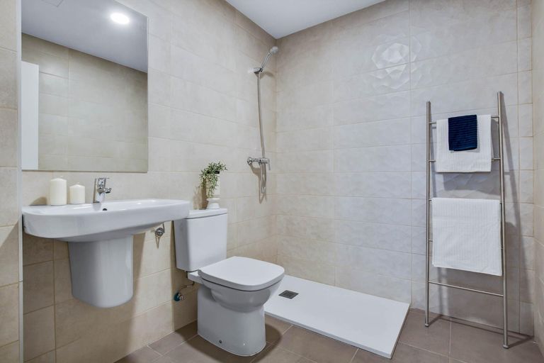 Property thumbnail 32