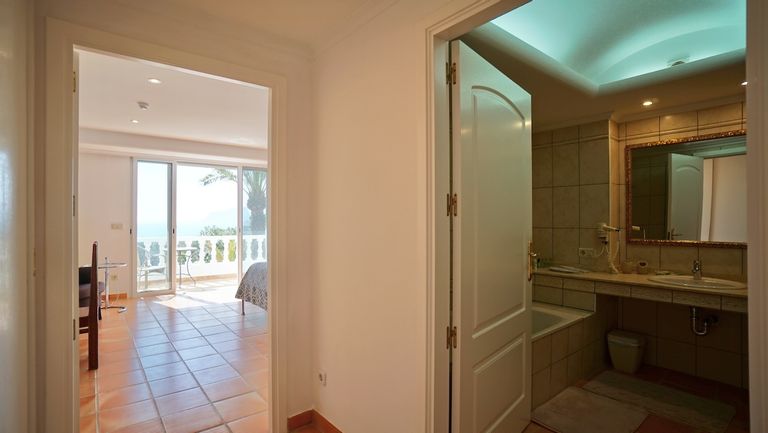 Property thumbnail 43