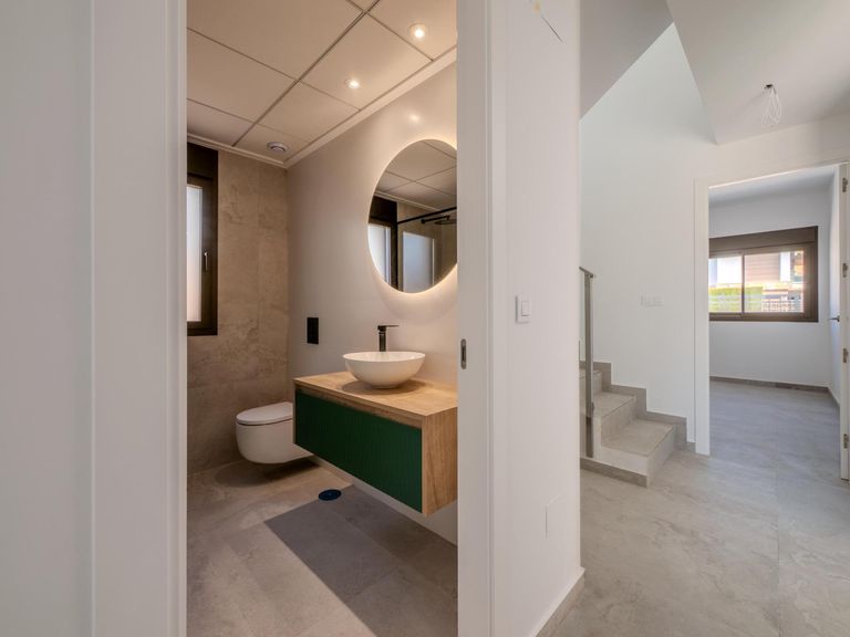 Property thumbnail 9