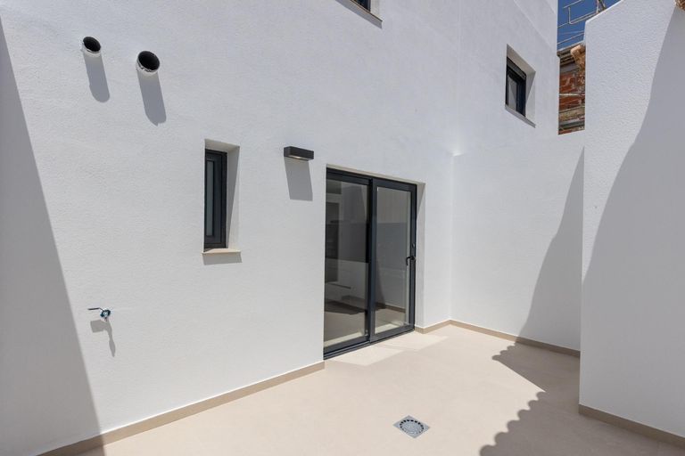 Property thumbnail 18