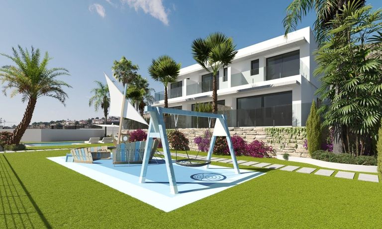 Property thumbnail 2