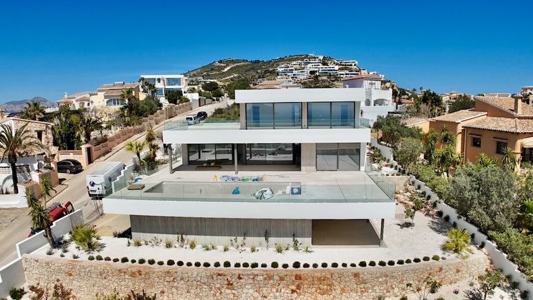 Property thumbnail 1