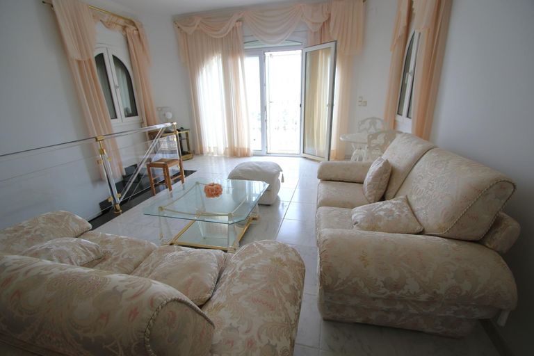 Property thumbnail 8