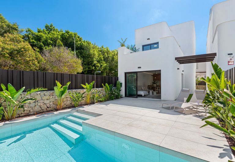Property thumbnail 11