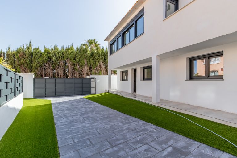 Property thumbnail 44
