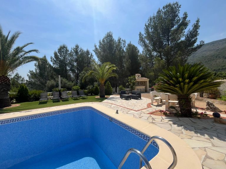 Property thumbnail 3
