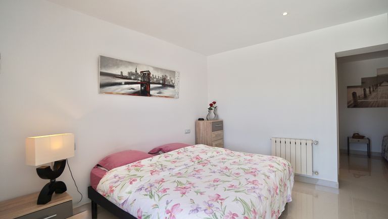 Property thumbnail 36